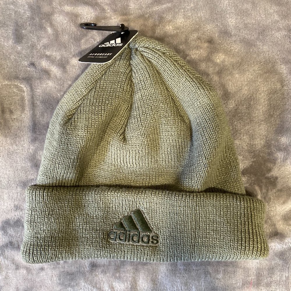 NWT ADIDAS Olive Green Toque‎